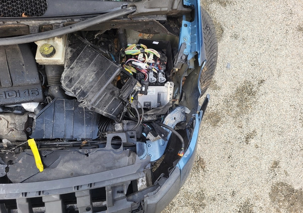 Citroen Berlingo cena 3990 przebieg: 246000, rok produkcji 2010 z Rychwał małe 211
